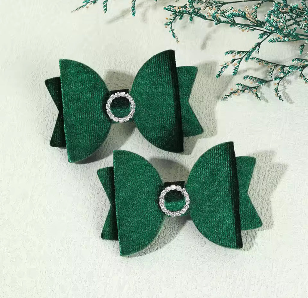 The Holidaze Clips (green bows)
