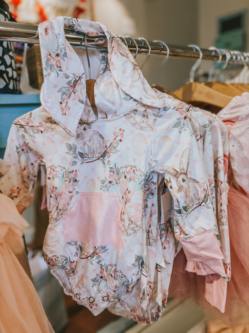 Bunnies Among Blooms Set