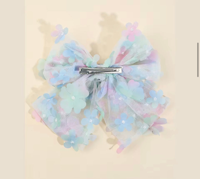 LRW summer accessory edit (ombre pastel statement bow)