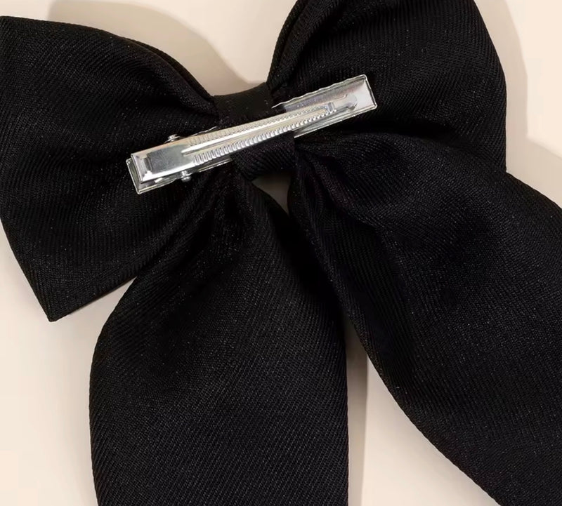 Finishing Touches: Black Floral Bow