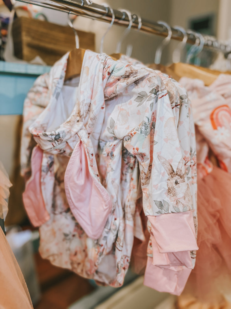 Bunnies Among Blooms Set