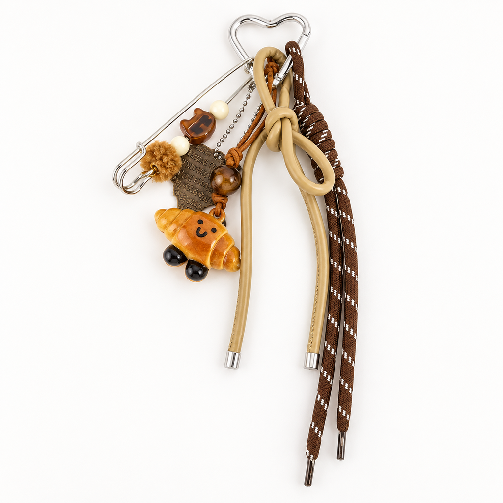 Little Bunny Bag Charms: Un Croissant, s’il vous plaît
