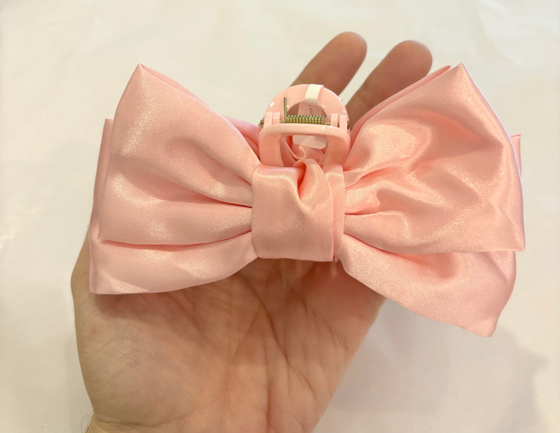 Little Lady Bow Clip