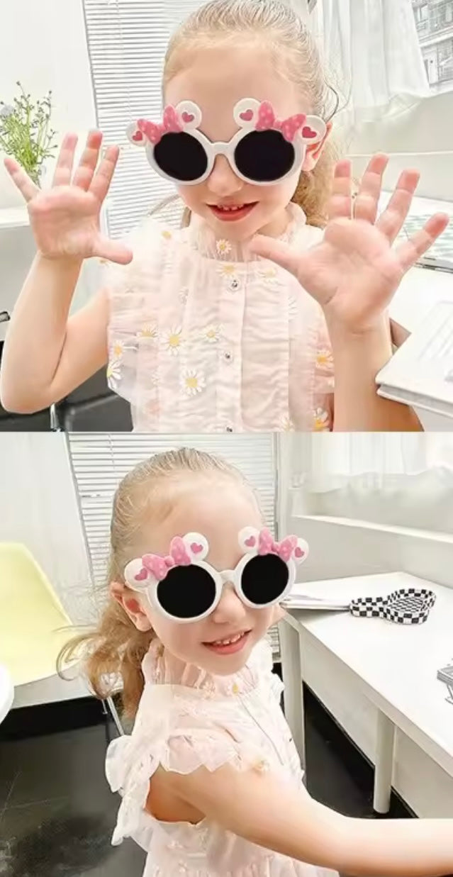 LRW Spring/Summer Accessory Edit (Minnie Sunnies)