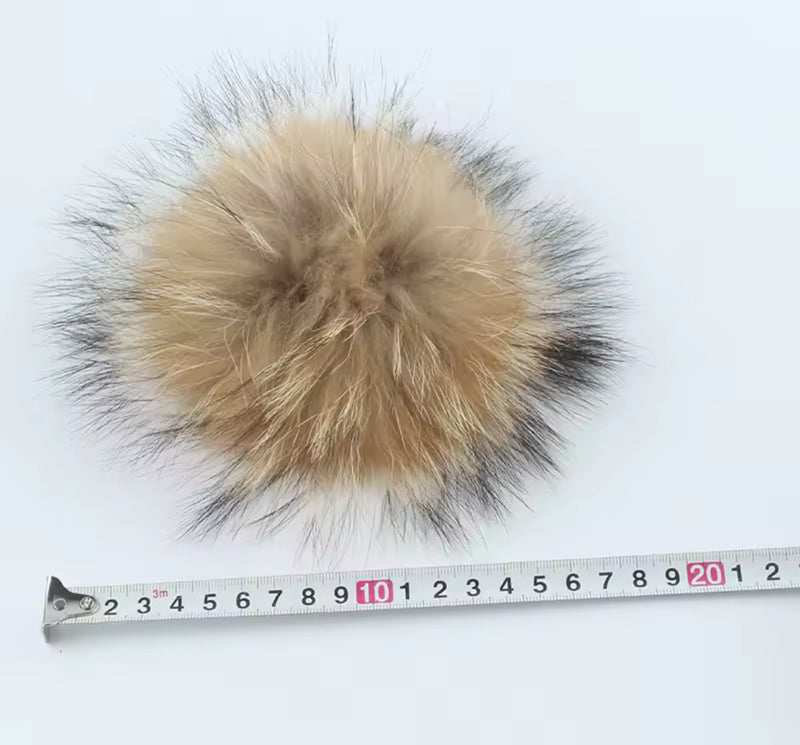 The Perfect Pom Hat (ivory)