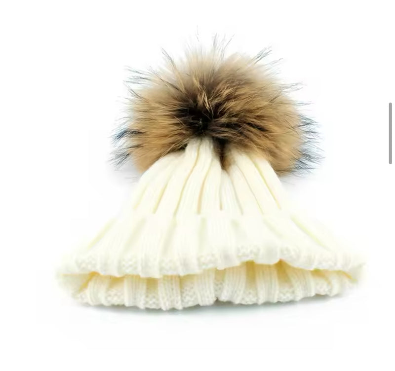 The Perfect Pom Hat (ivory)