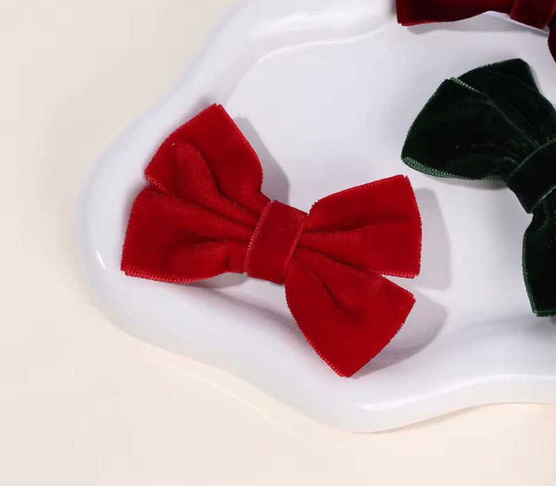 Finishing Touches: Christmas Tree Farm Bows