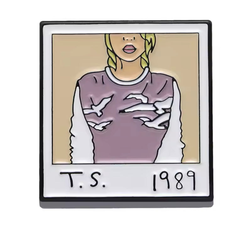 Shake it Off Surprise Trading Pin & Keychain Set