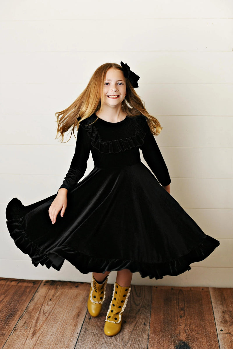 Rockin’ Around the Tree Twirl Dress (black)