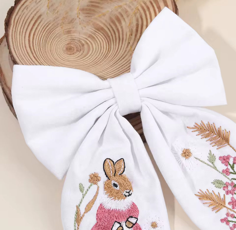 The LRW Hair Accessory Edit (white embroidered bunny bow