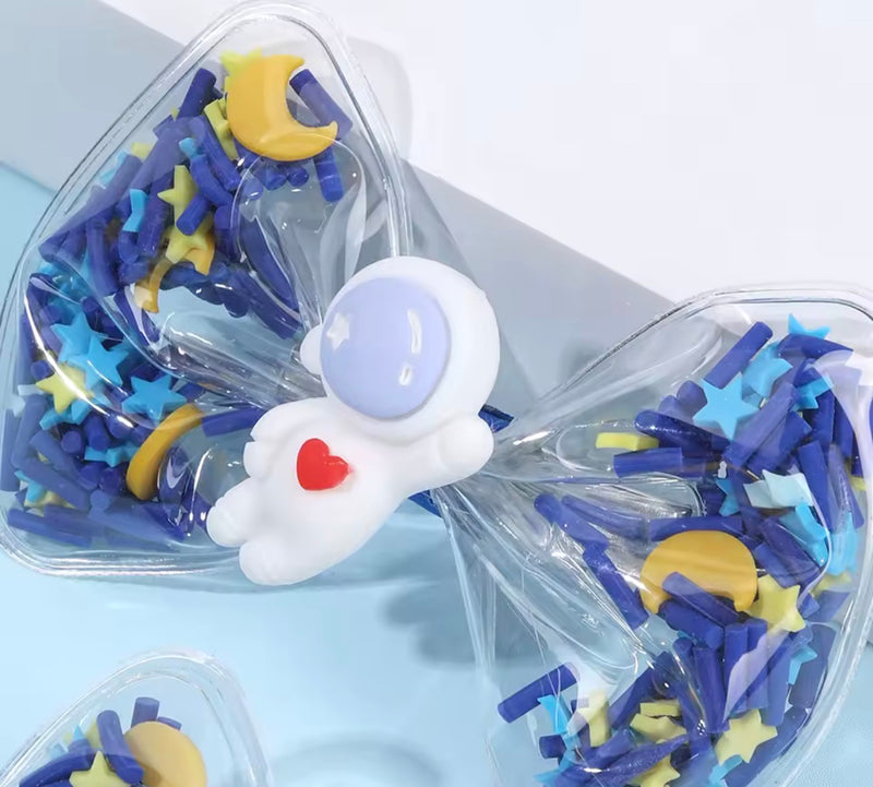 LRW Autumn & BTS Accessory Edit (astronaut shaker bows- pair)