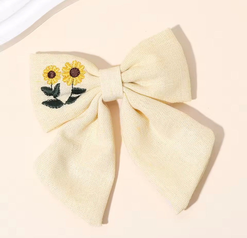 LRW Autumn & BTS Accessory Edit (a sunflower bow)